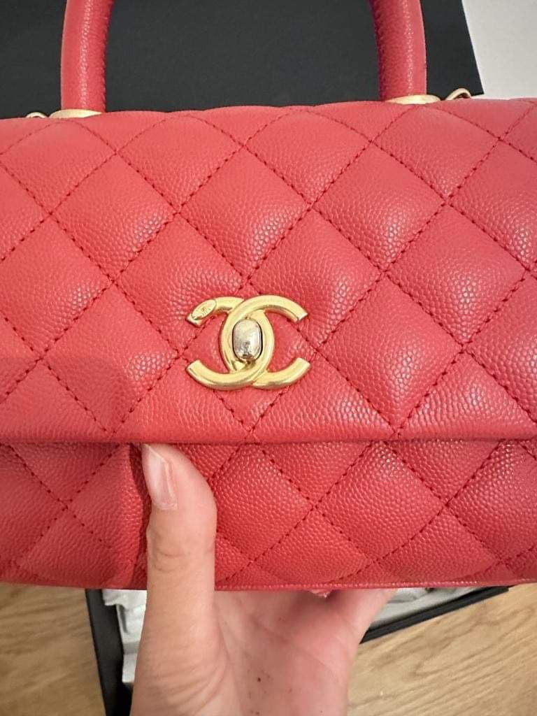 Chanel classic top handle small